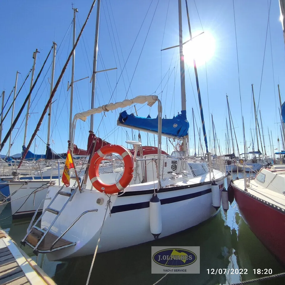 Dufour 2800 used - photo 1