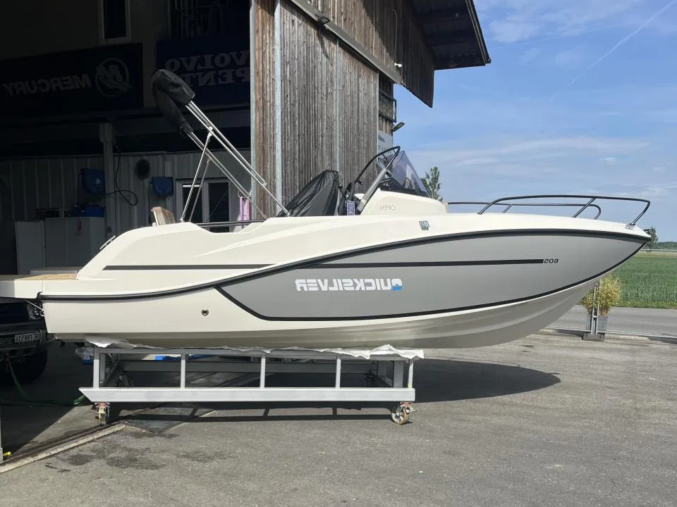 Quicksilver 605 OPEN + Mercury F115 ou F150 cv EN ST gebraucht - Foto 1