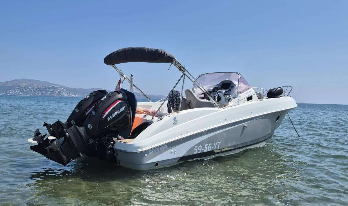 Beneteau FLYER 750 SUNDECK usato - foto 1