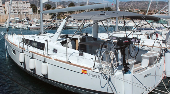 Beneteau Oceanis 38.1 used - photo 1