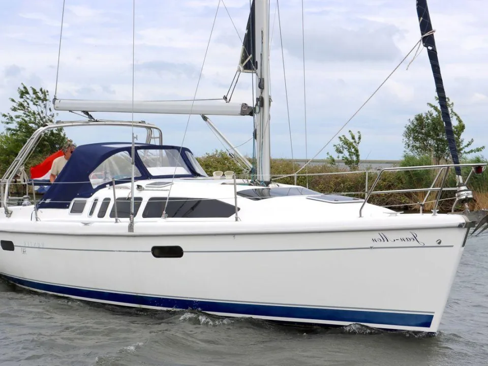 Hunter 340 used - photo 1