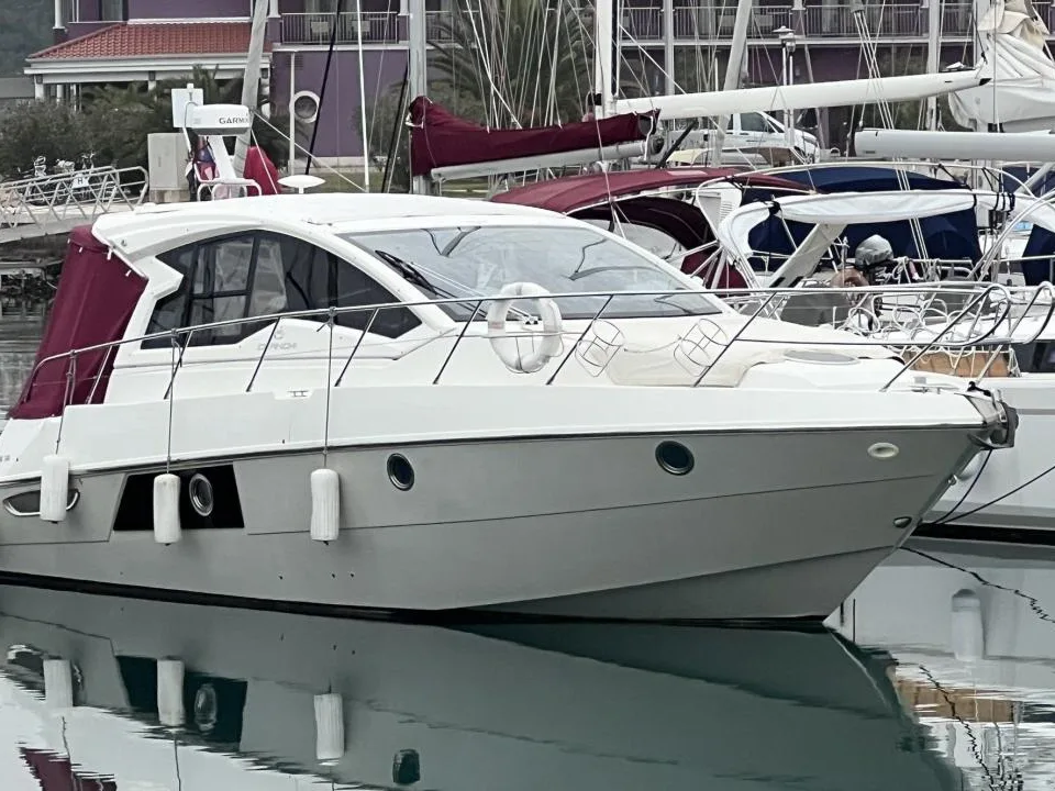 Cranchi M 38 HT gebraucht - Foto 1