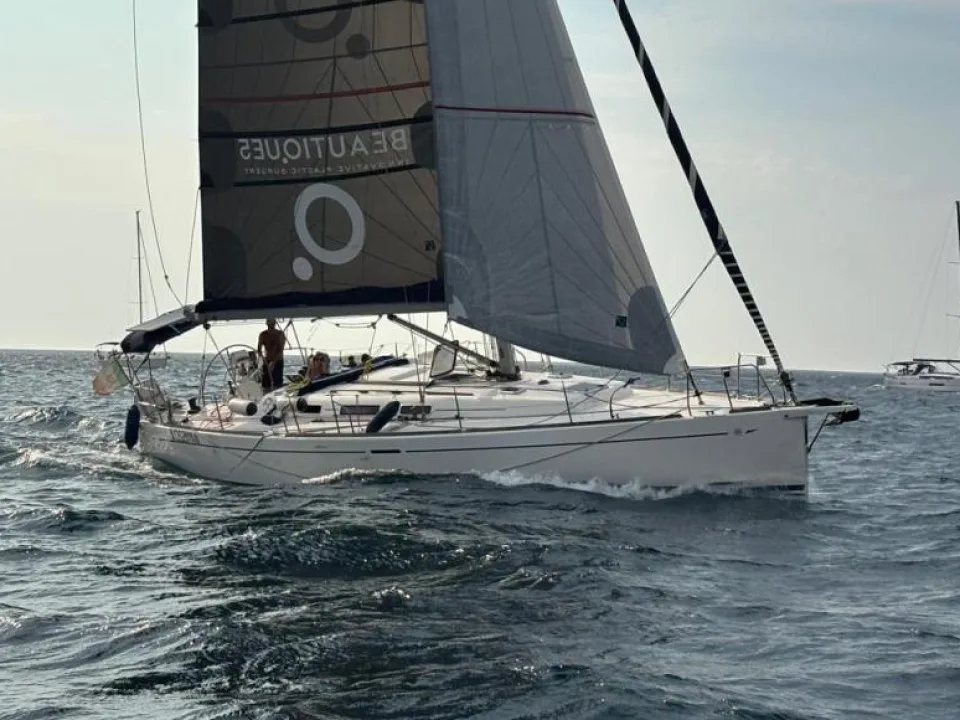 Dufour 44 Performance used - photo 1