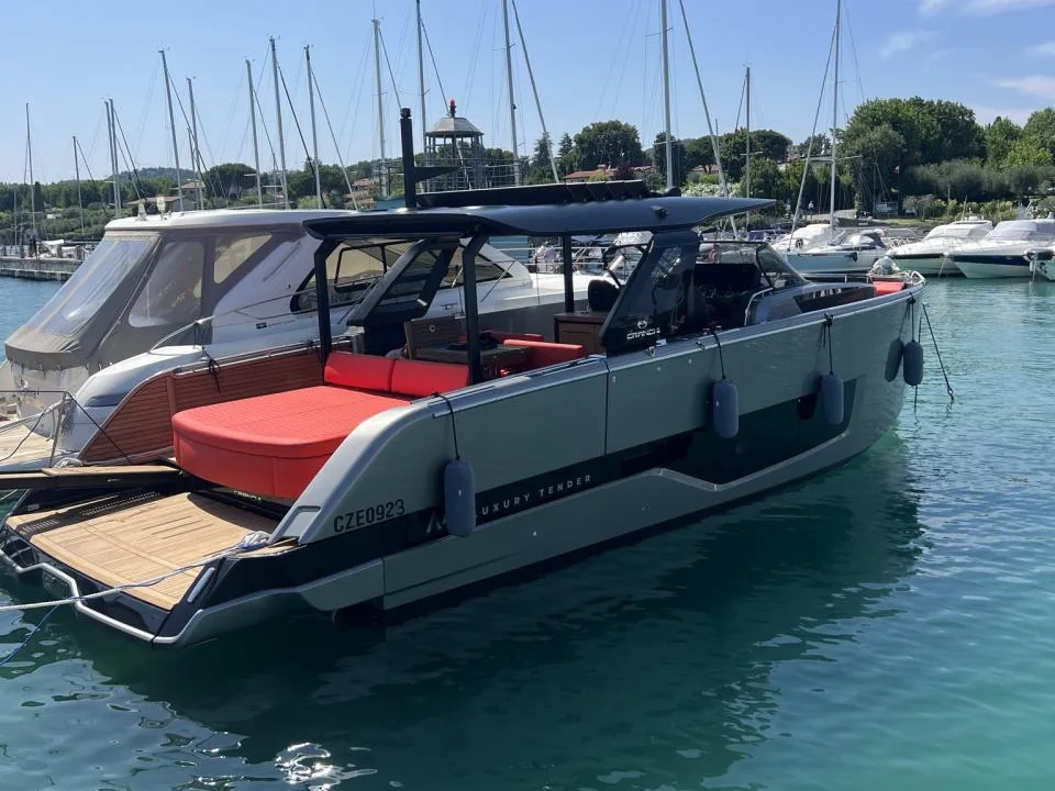 Cranchi A46 Luxury Tender gebraucht - Foto 1