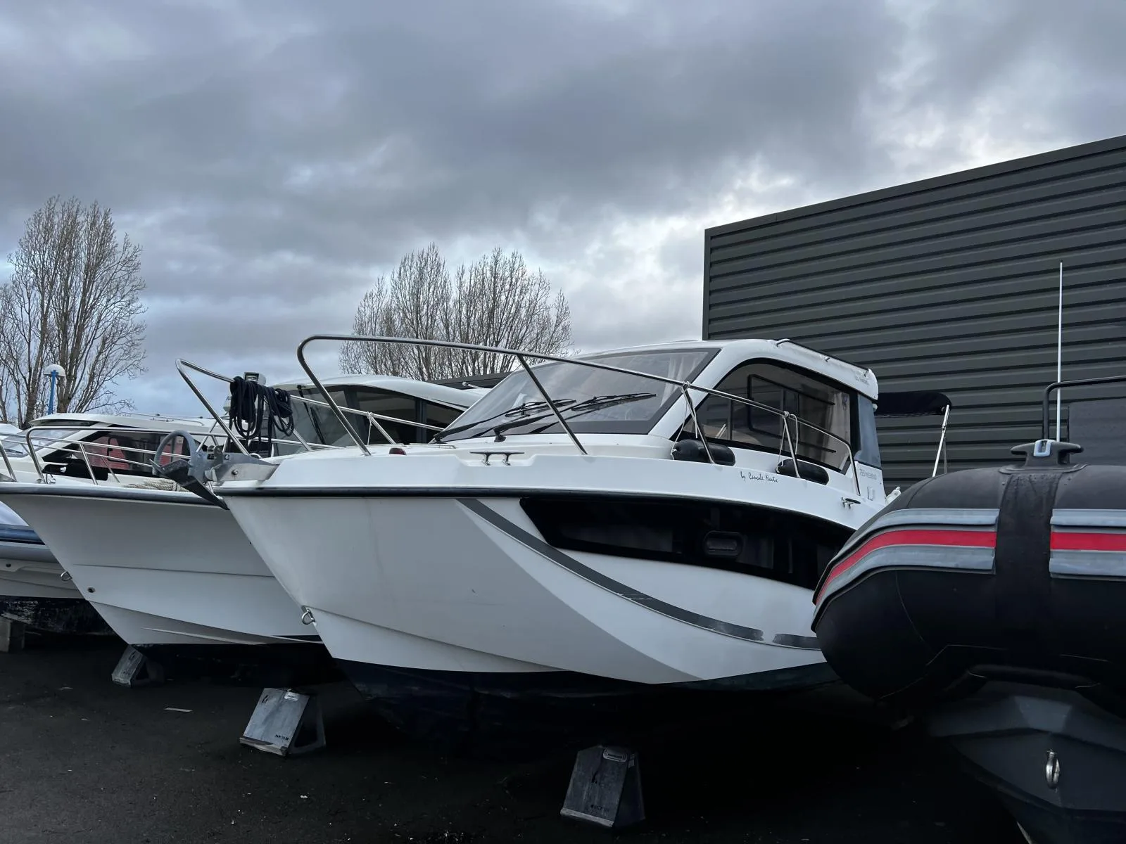 Quicksilver Activ 755 weekend used - photo 1