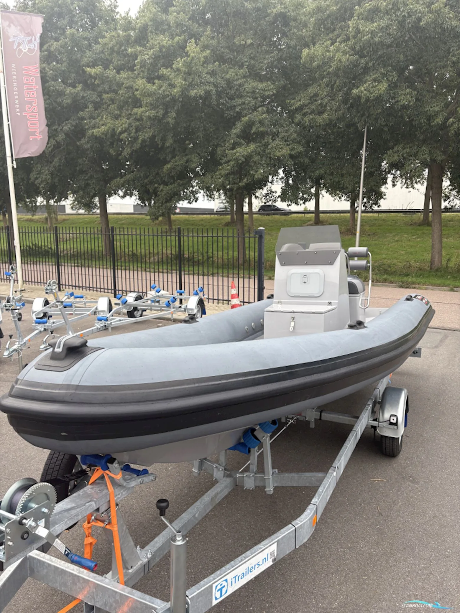 Hydrosport Coach Rib 585 Vfi Met Motor d'occasion - photo 1