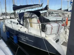Beneteau Oceanis Clipper 323 used - photo 1