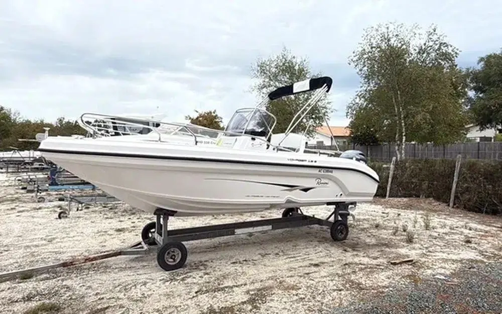 Ranieri Voyager 19 used - photo 1