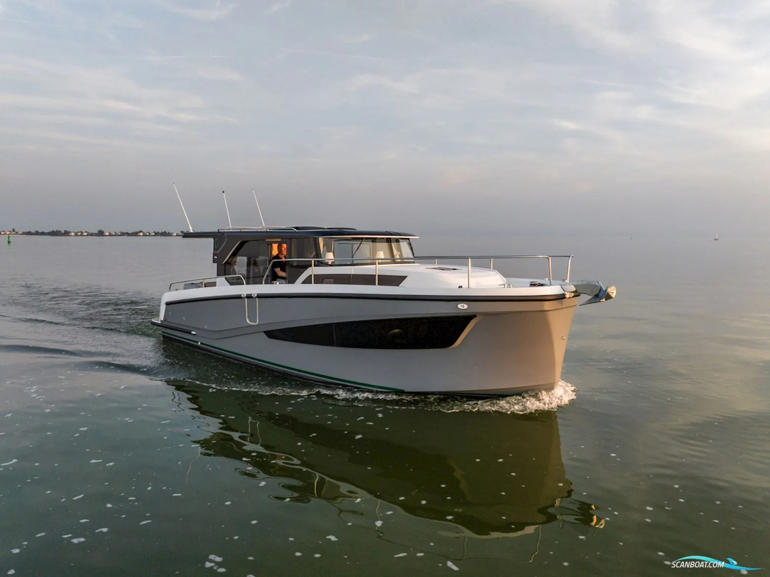 Delphia Yachts 10 Sedan usato - foto 1
