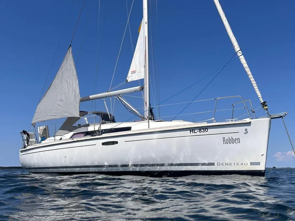 Beneteau Oceanis 31 usato - foto 1