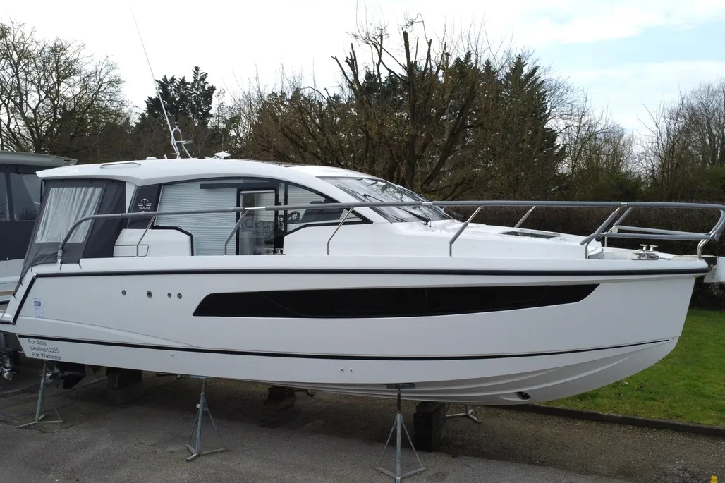 Sealine C335 usato - foto 1