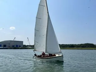 Wooden 16ft Poole Dolphin used - photo 1