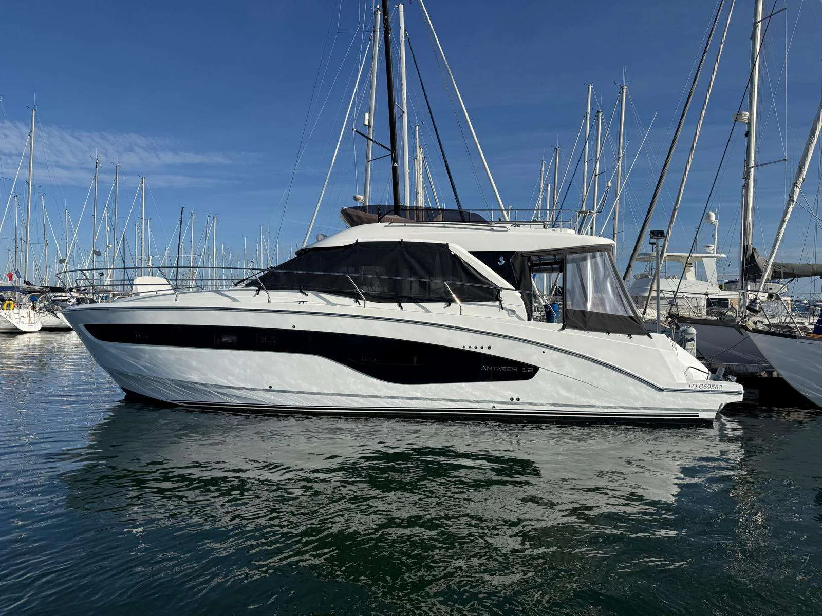 Beneteau ANTARES 12 usato - foto 1