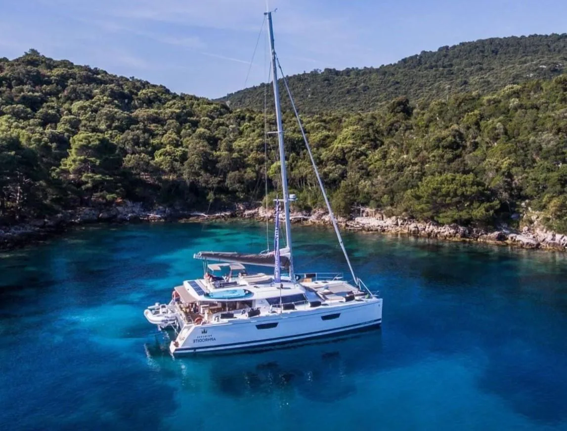 Fountaine Pajot Cruising Catamaran Saba 50 used - photo 1