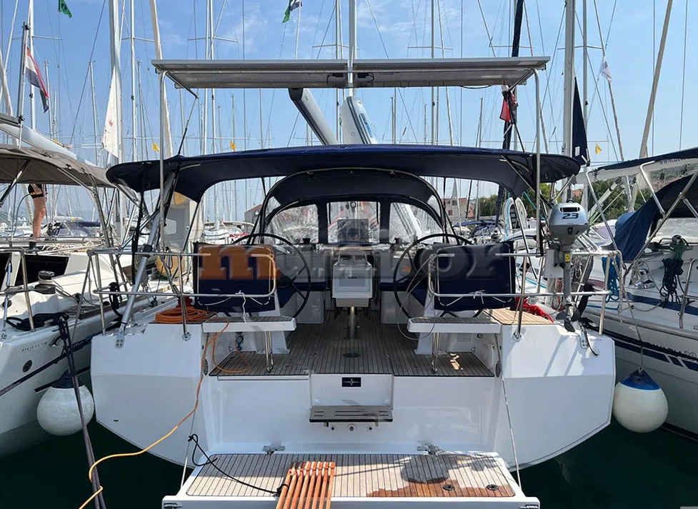 Bavaria Yachts C42 used - photo 1