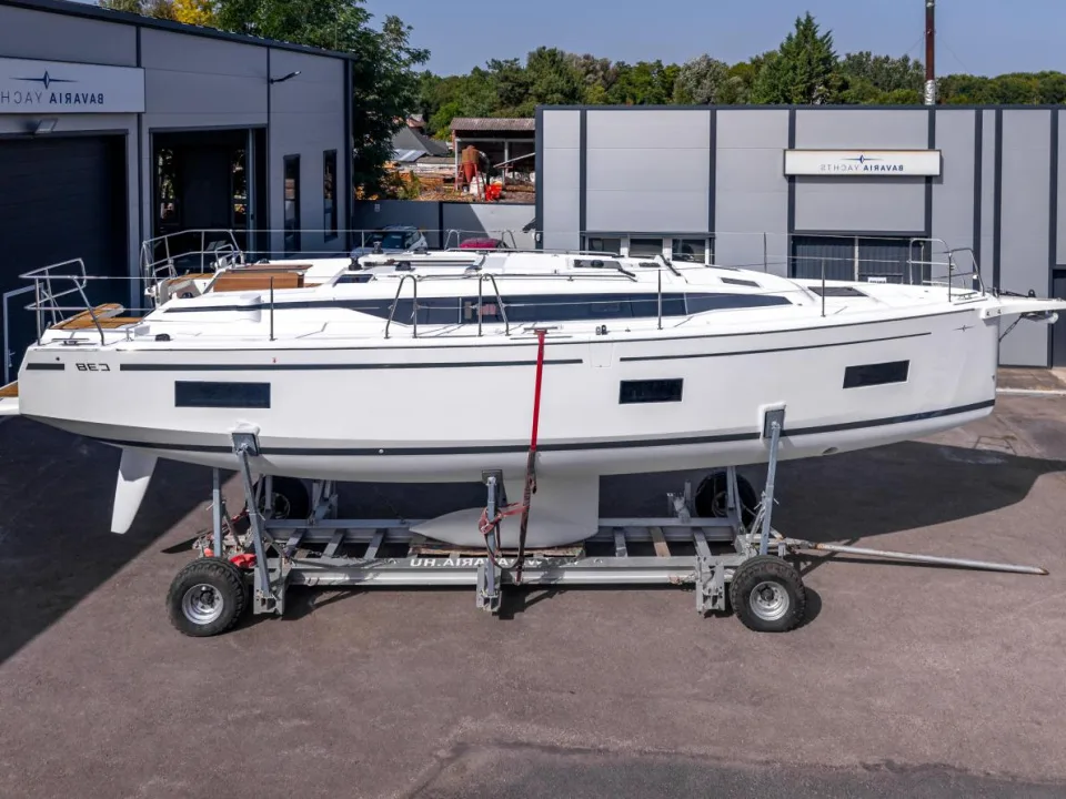 Bavaria Yachts C38 used - photo 1