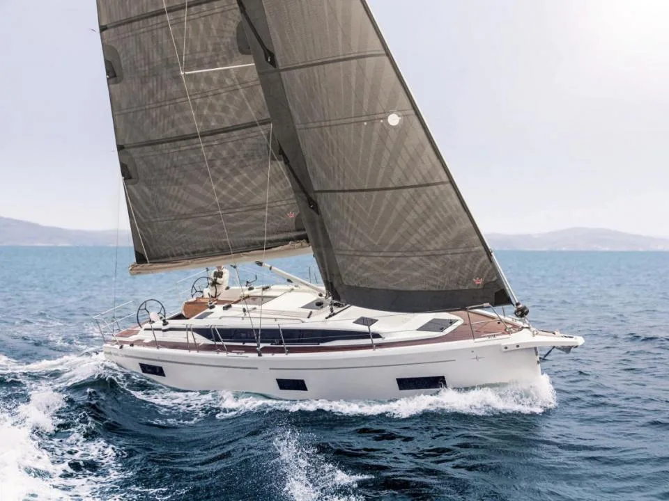 Bavaria Yachts C38 used - photo 1