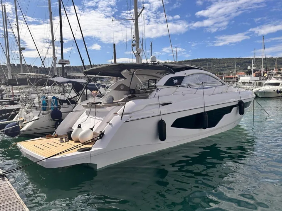 Sessa Marine C44 usato - foto 1