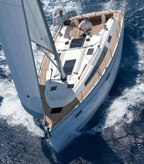 Bavaria Yachts Cruiser 41 gebraucht - Foto 1