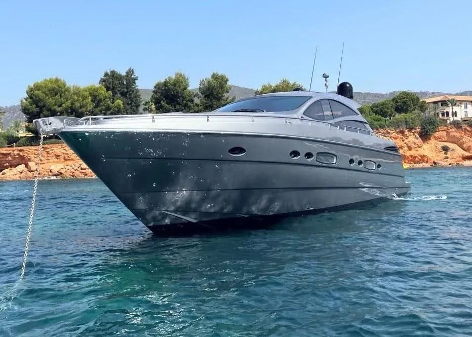 Pershing 56 used - photo 1