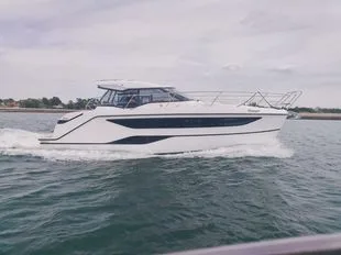 Bavaria Yachts SR 33 used - photo 1