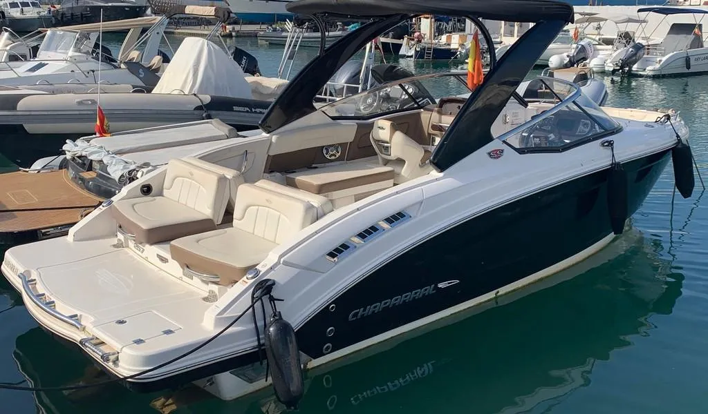 Chaparral 257 SSX used - photo 1