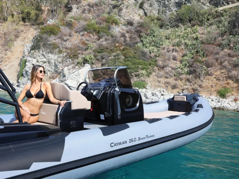 Ranieri GOMMONE RANIERI CAYMAN 26 SPORT TOURING gebraucht - Foto 1