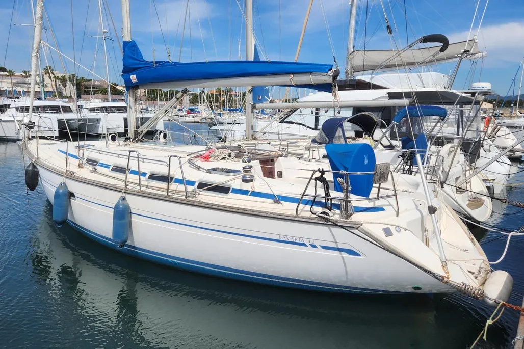 Bavaria Yachts 42 used - photo 1