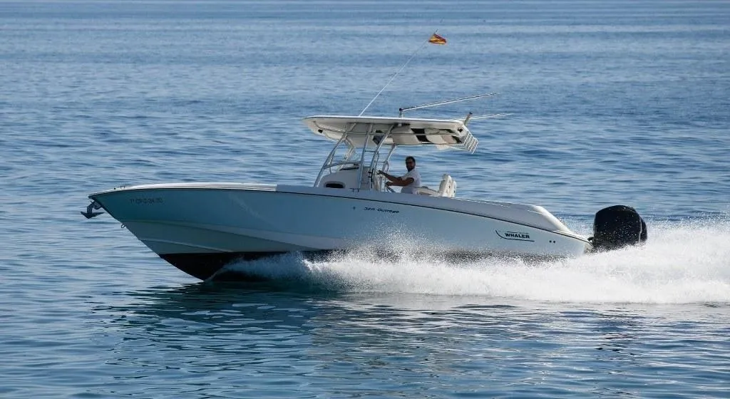 Boston Whaler 320 Outrage used - photo 1