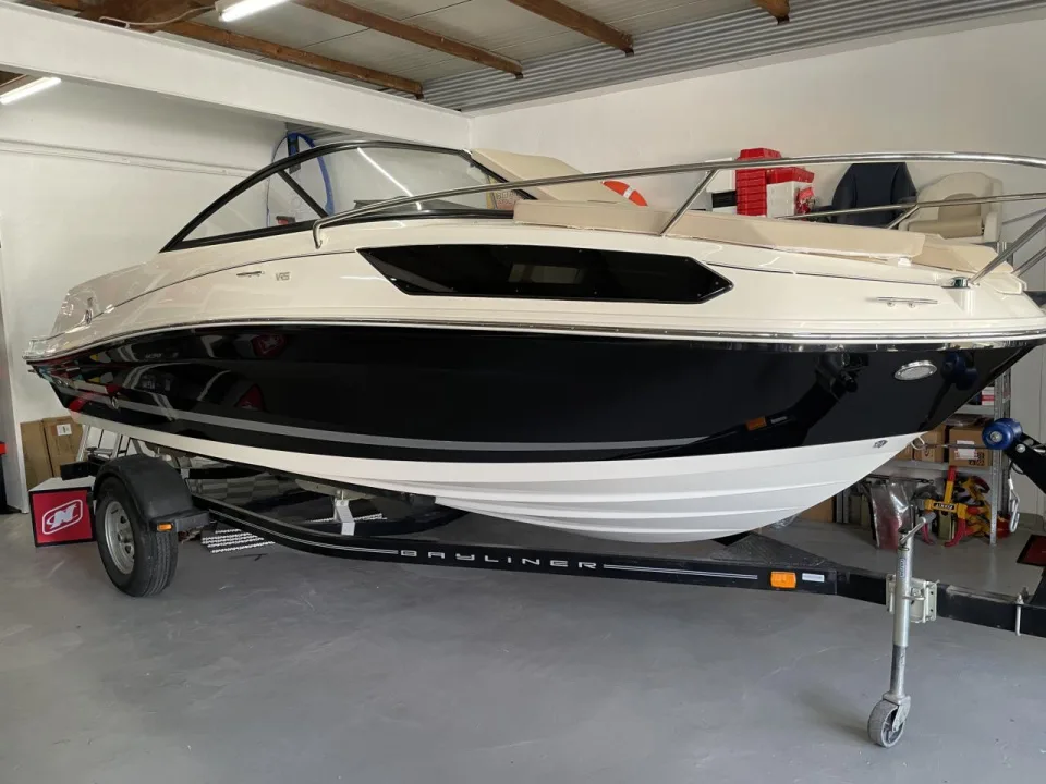 Bayliner Vr5 Cuddy Aussenborder d'occasion - photo 1