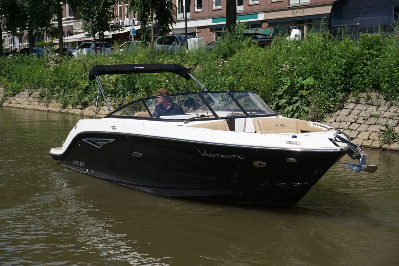 Sea Ray 250 SLX gebraucht - Foto 1