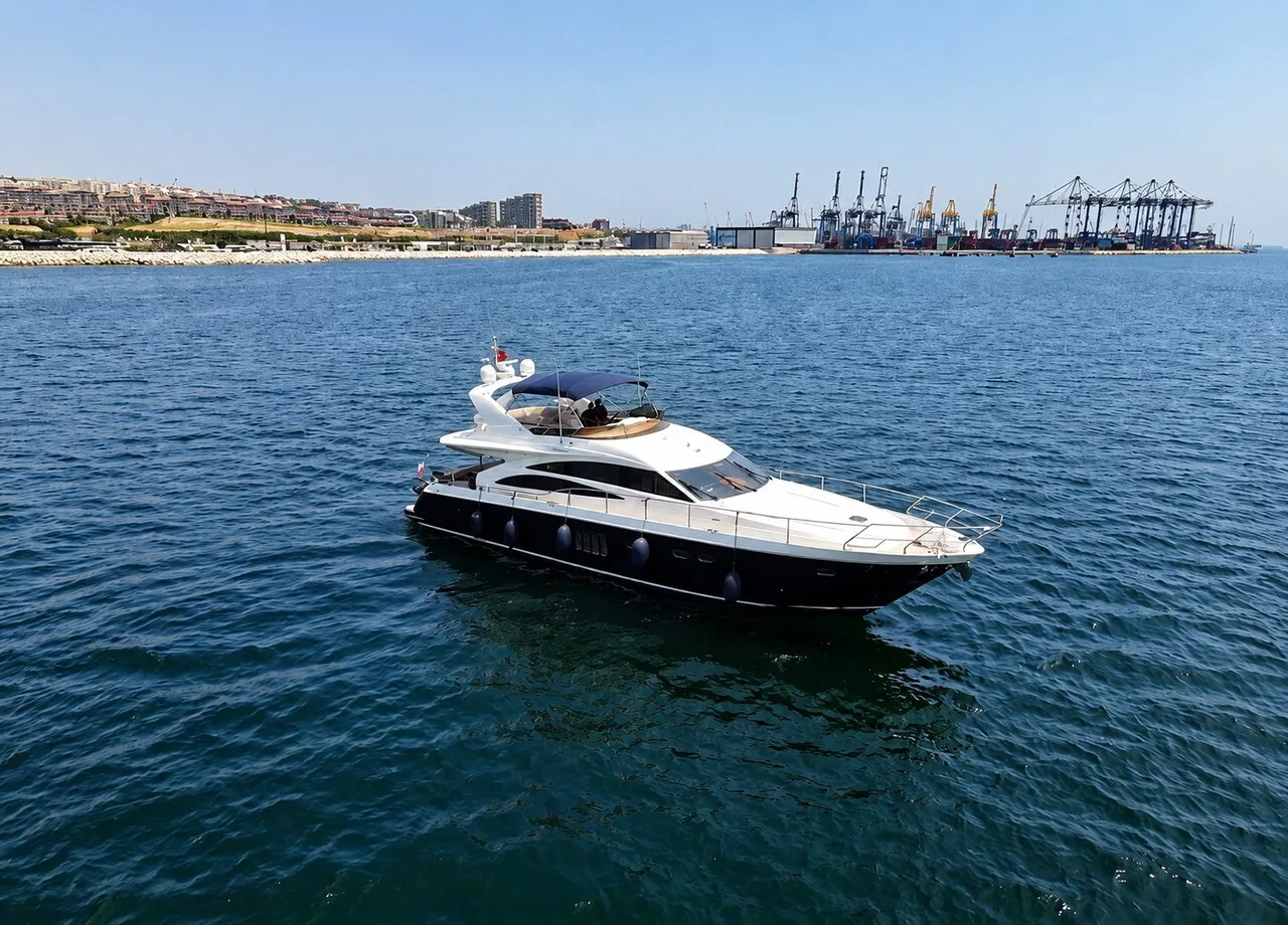 Princess Yachts Princess Yacht 67 usato - foto 1