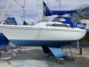Hunter Horizon 232 Bilge Keel used - photo 1