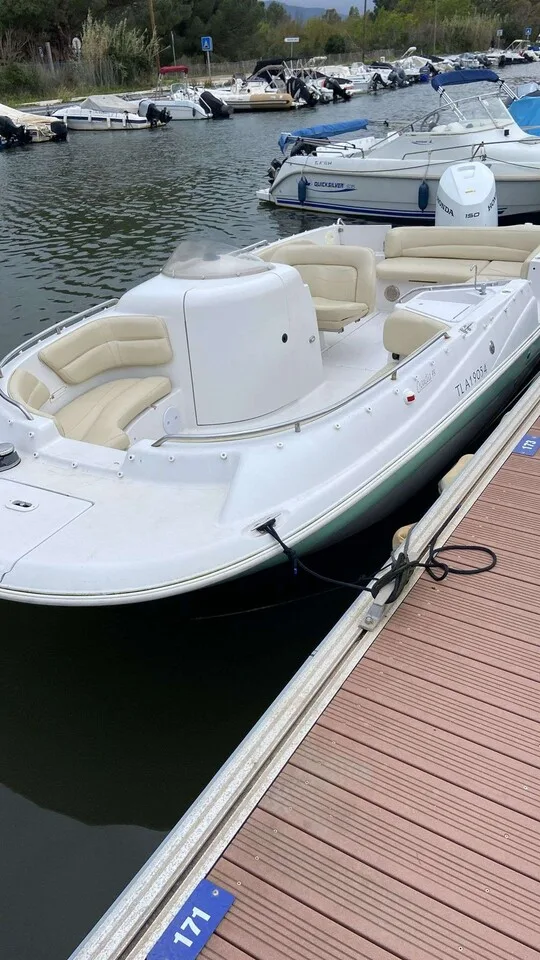 Four Winns Candia 214 used - photo 1