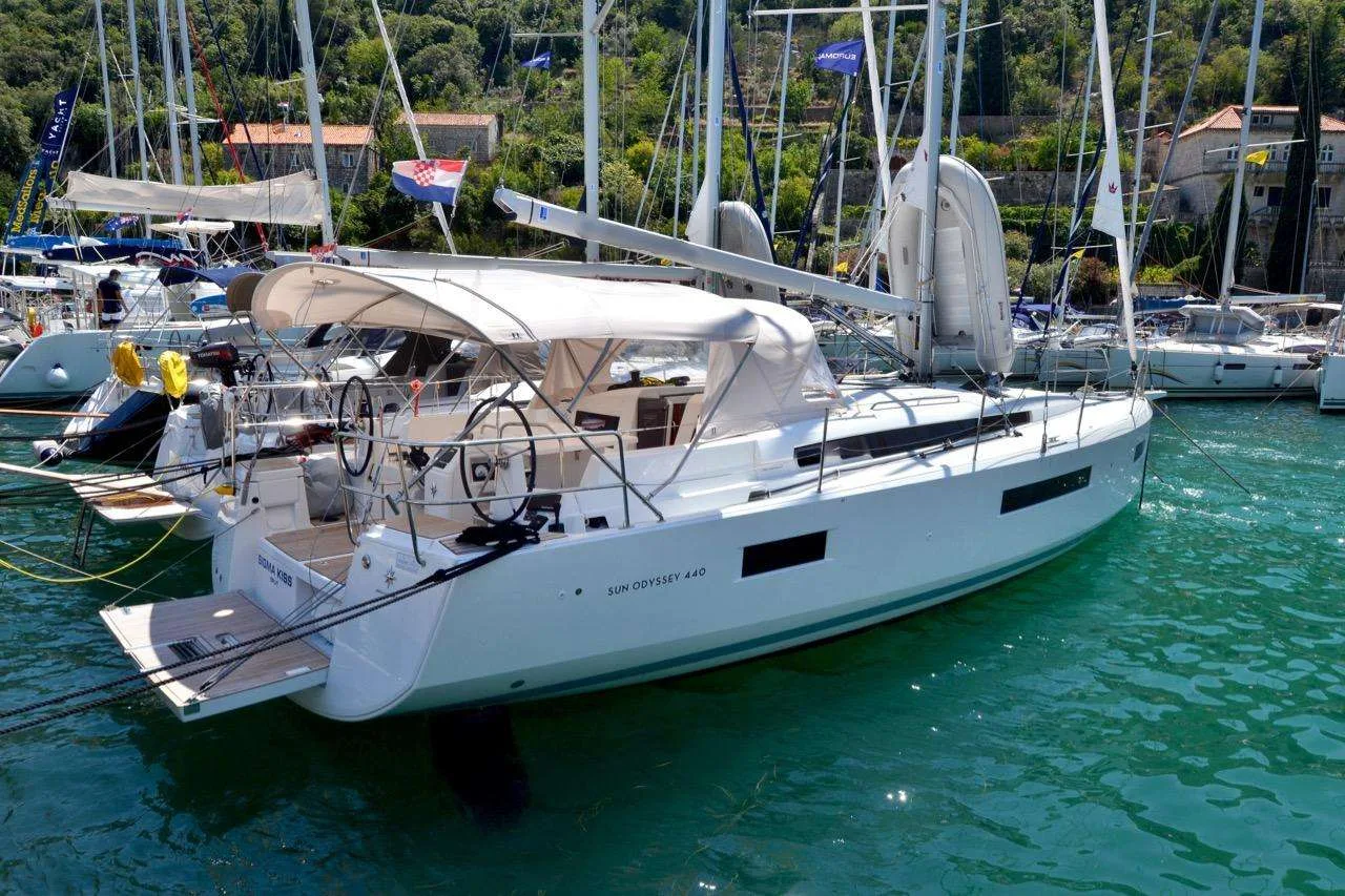 Jeanneau SUN ODYSSEY 440 gebraucht - Foto 1