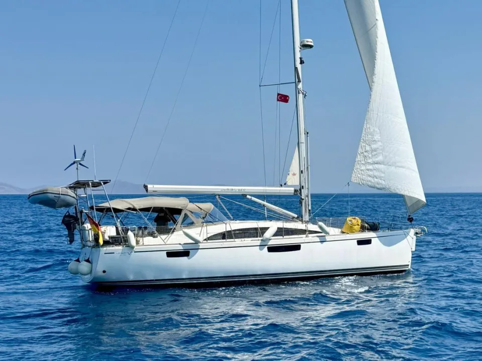 Bavaria Yachts Vision 42 used - photo 1
