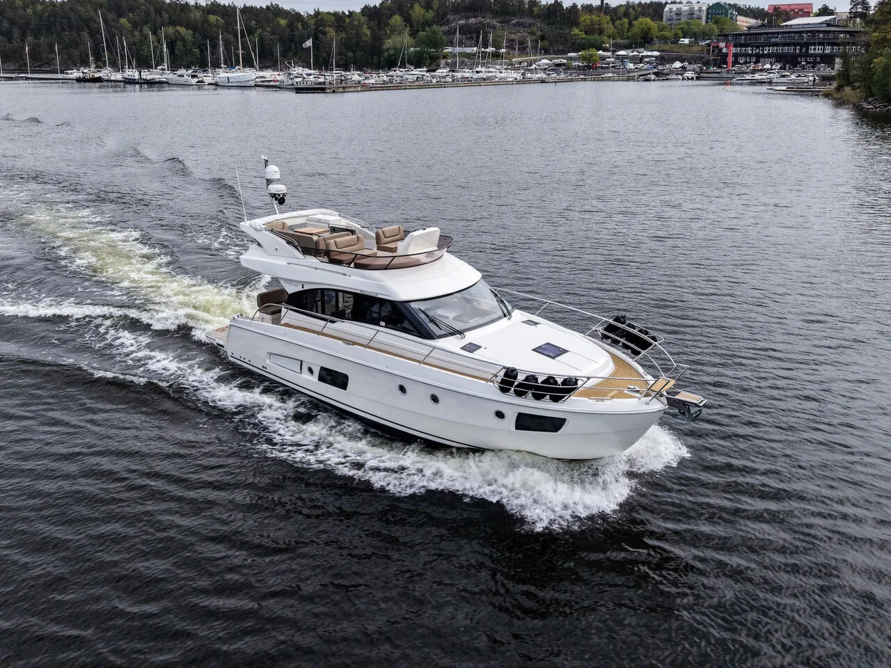 Bavaria Yachts Virtess 420 Fly gebraucht - Foto 1