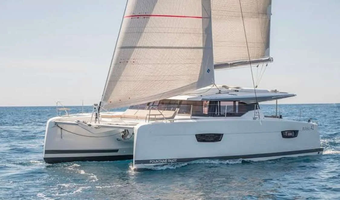 Fountaine Pajot ASTREA 42 used - photo 1