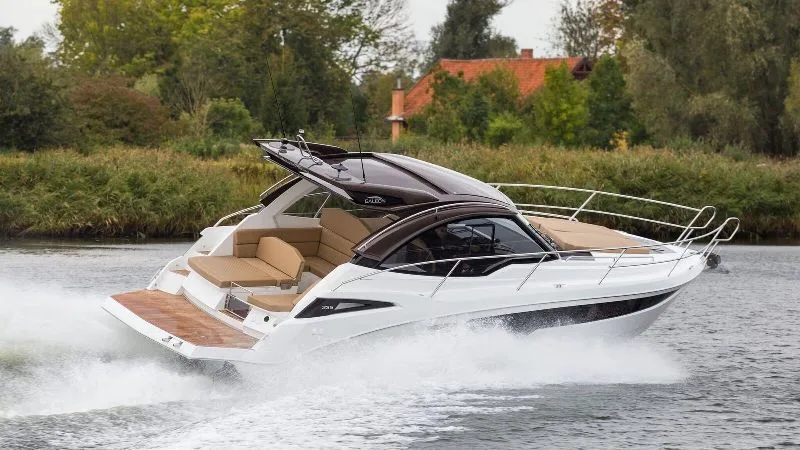 Galeon 335 HTS 2018 Diesel gebraucht - Foto 1