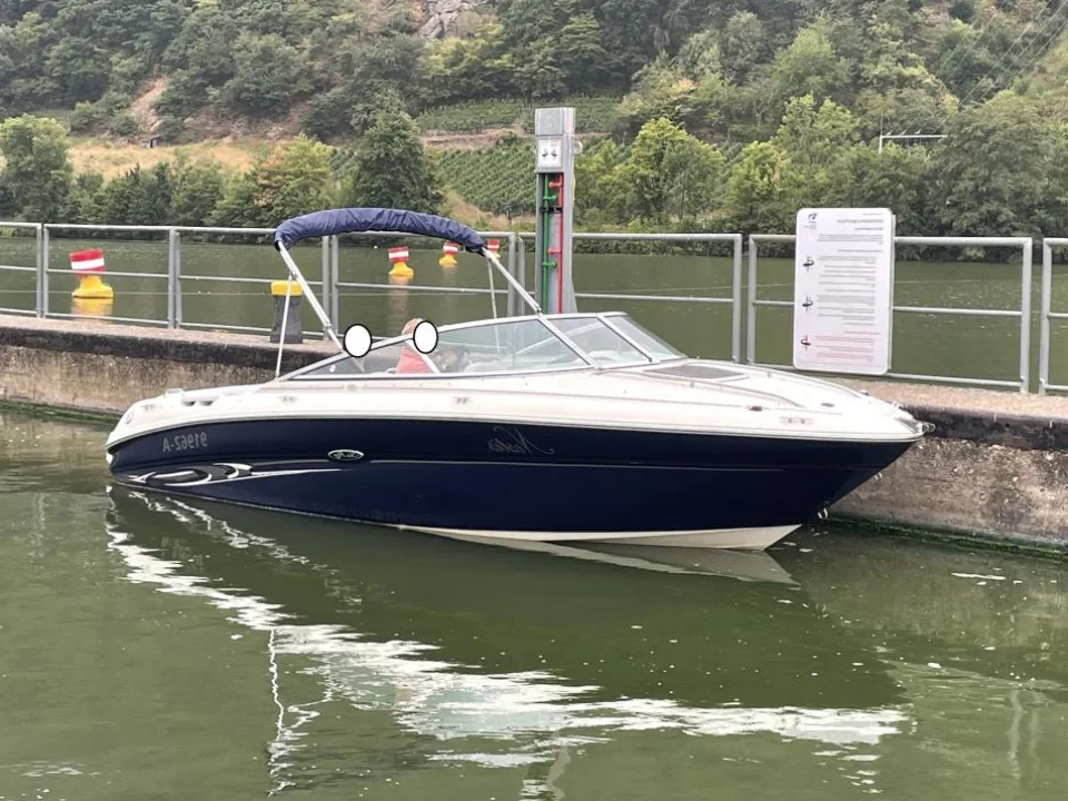 Sea Ray 220 SSE gebraucht - Foto 1