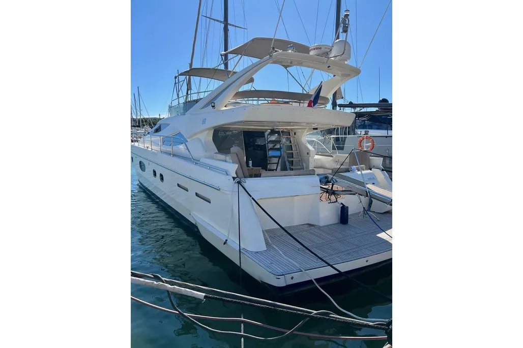 Ferretti Yachts 620 used - photo 1