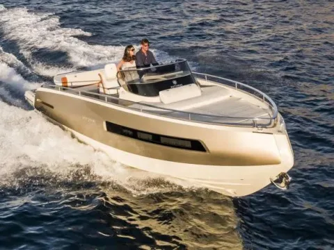 Invictus 280 GT used - photo 1
