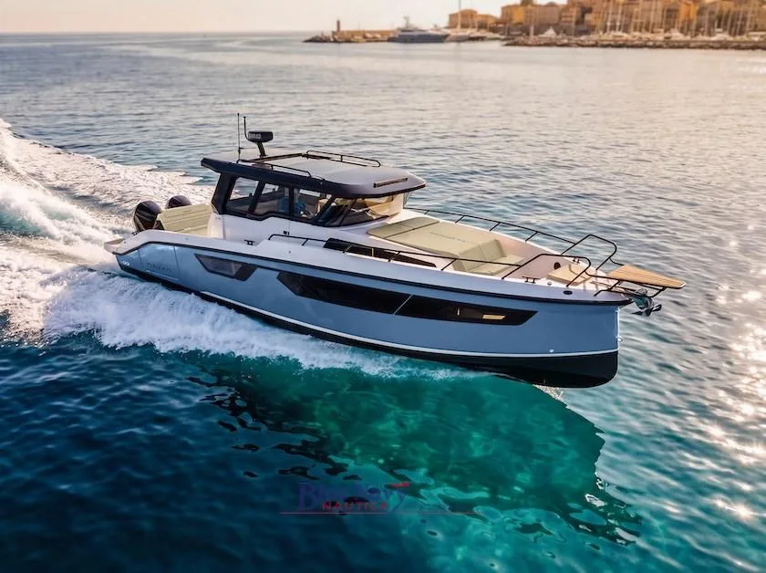 Navan C38 - NUOVO CABIN CRUISER, 4 postiletto; fino a 850hp nuovo - foto 1 Navan C38 - NUOVO CABIN CRUISER, 4 postiletto; fino a 850hp nuovo - foto 1