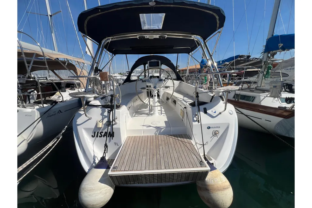 Hunter e36 used - photo 1