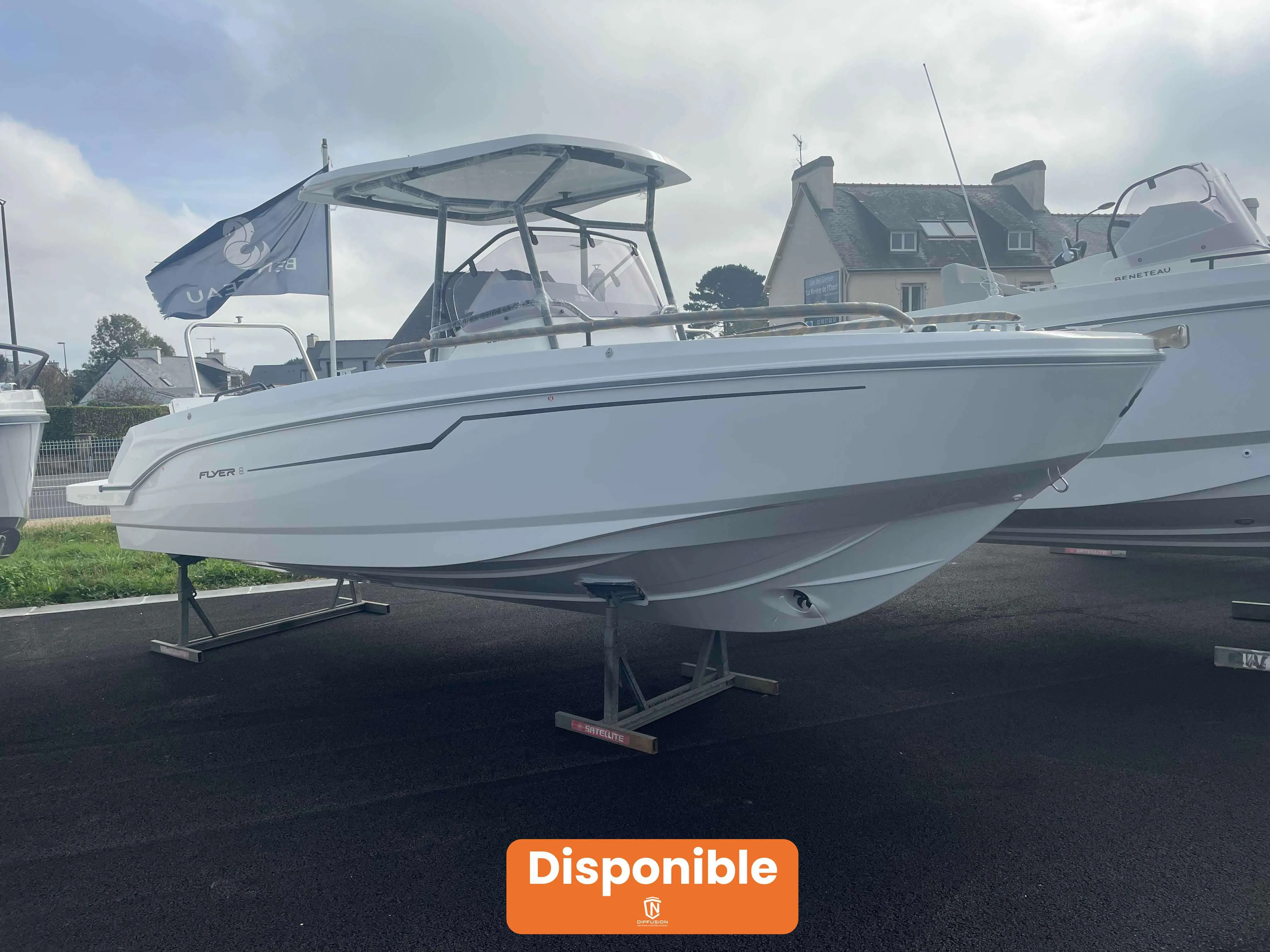 Beneteau FLYER 8 SPACEDECK usato - foto 1