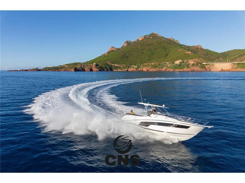 Jeanneau CAP CAMARAT 10.5 WA S2 gebraucht - Foto 1