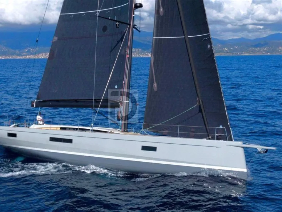Maxi Dolphin 62ab used - photo 1