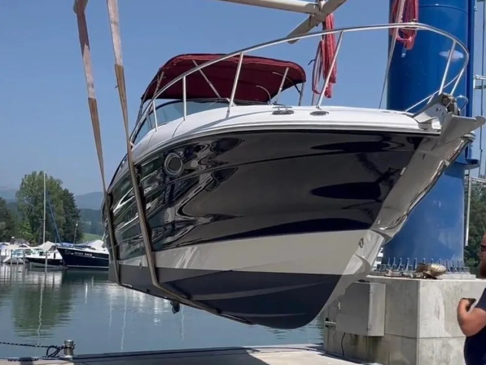 Crownline 260 CR used - photo 1