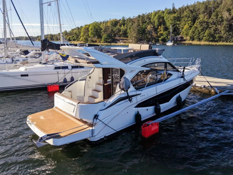 Galeon 360 Fly used - photo 1