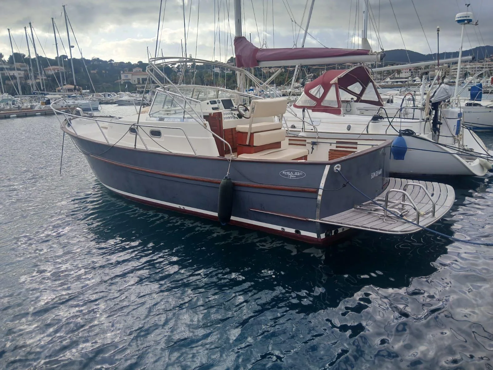 Rhéa Marine 850 usato - foto 1